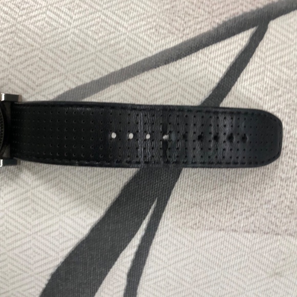 Burberry Authentic Mens Black Dial Analog Watch - Picture 11 of 13